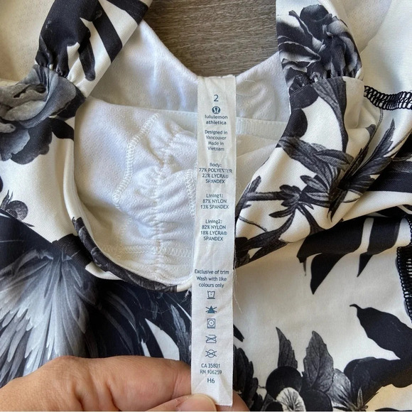 LULULEMON Aria Tank II Brisk Bloom Black White - Picture 7 of 14